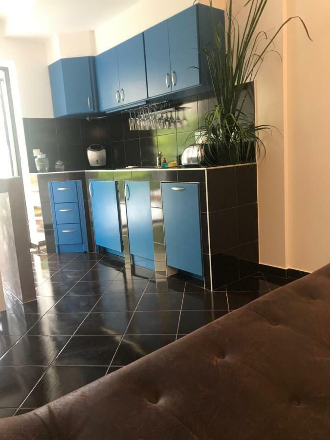Sara Apartments Baška Voda Buitenkant foto