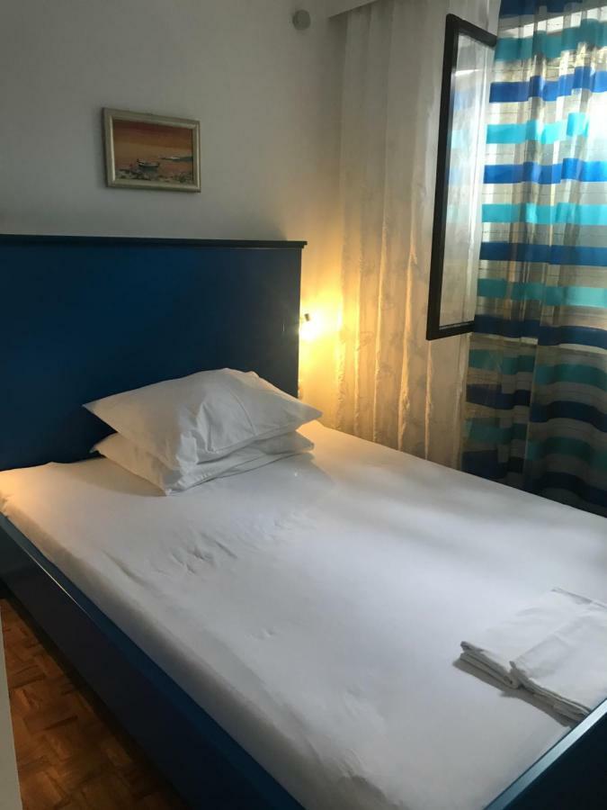 Sara Apartments Baška Voda Buitenkant foto