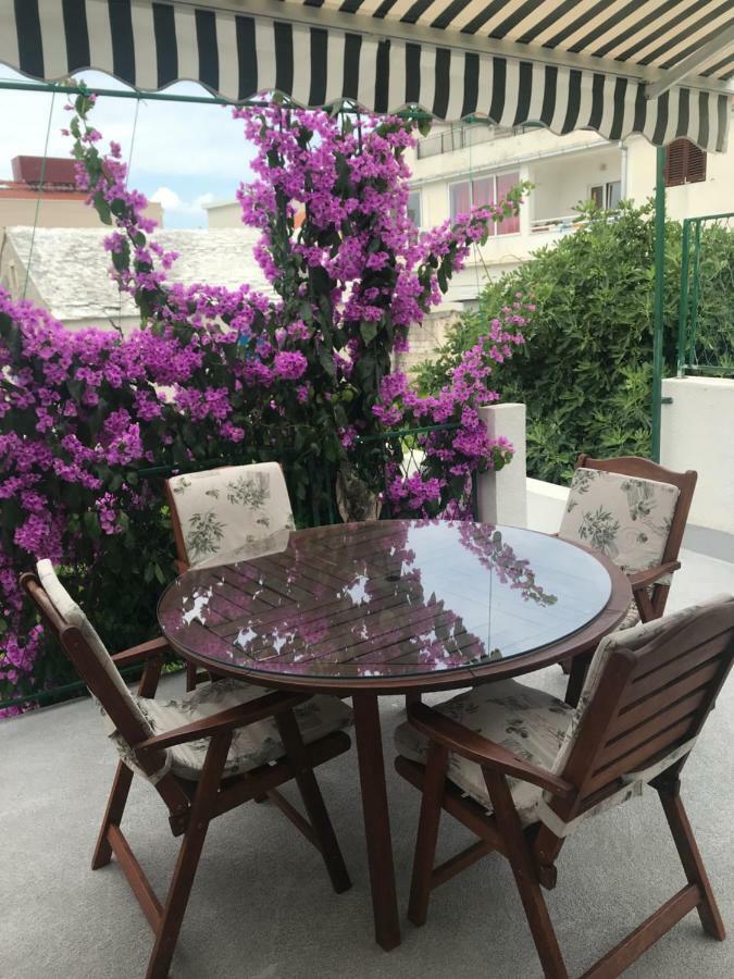 Sara Apartments Baška Voda Buitenkant foto