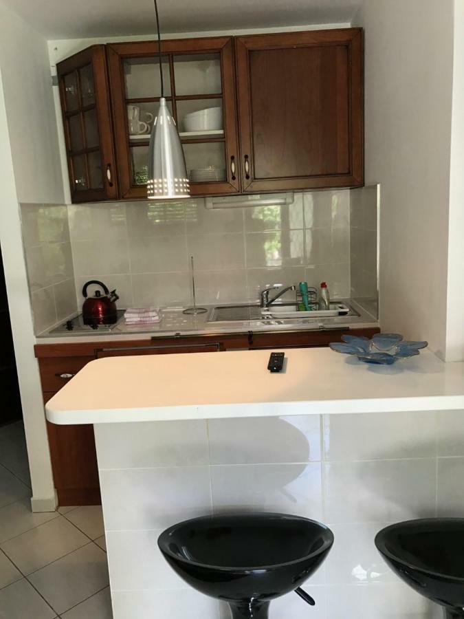 Sara Apartments Baška Voda Buitenkant foto